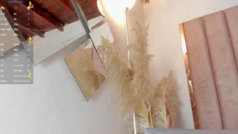 Snapshot of victoria_rash chatting on 12/03/24, 11:24 VICTORIA online show from 12/03/24, 11:24