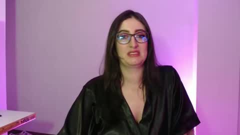 Victoria online show from 01/09/25, 07:40