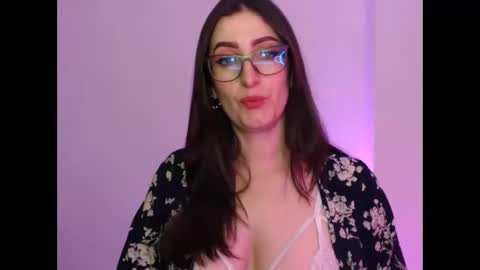 Victoria online show from 01/11/25, 07:59