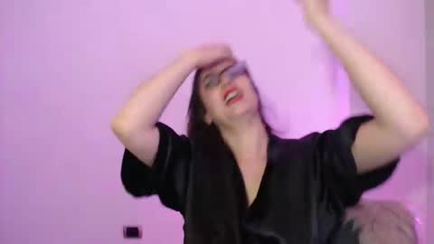 Victoria online show from 03/10/25, 08:45