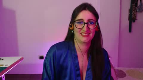 Victoria online show from 12/05/25, 08:38