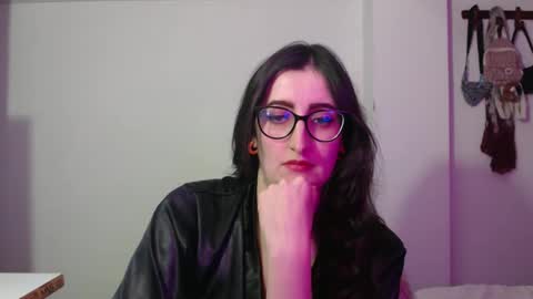 Victoria online show from 02/10/26, 08:57