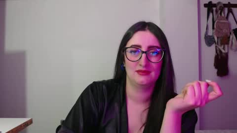 Victoria online show from 02/24/26, 09:24