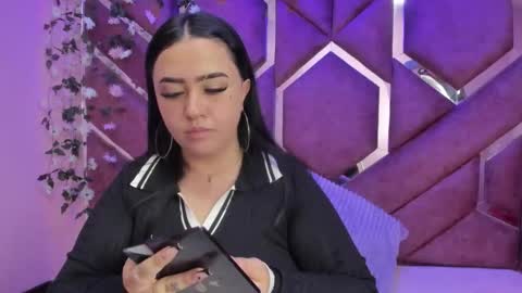 Victoria online show from 12/20/25, 08:16