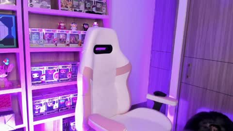 Victoria online show from 04/04/26, 05:49