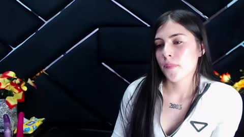 Snapshot of victoria_storm_ chatting on 02/05/25, 08:57 victoria_storm_ online show from 02/05/25, 08:57