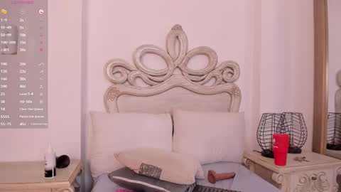 victoria  online show from 03/01/25, 02:34