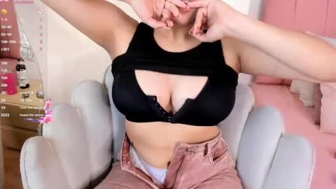 victoria  online show from 02/16/26, 02:46