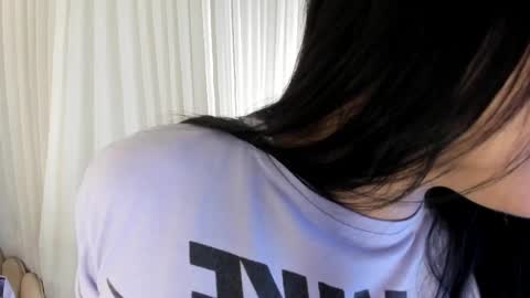 victoria  online show from 04/23/26, 11:31