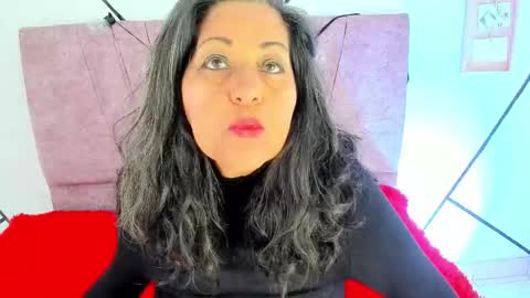 victoriaa_anderson_ online show from 02/05/26, 08:35