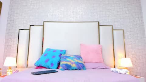 Victoria Sofia online show from 01/31/25, 03:20