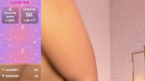 Victoria Sofia online show from 02/01/25, 01:23