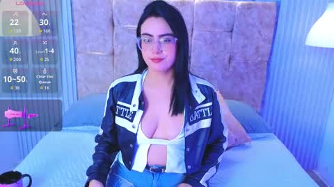 Victoria Andrade online show from 03/21/26, 01:05