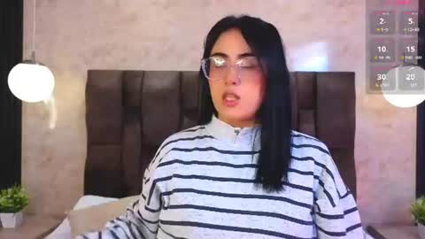 Snapshot of victoriaandrade chatting on 06/11/26, 12:25 Victoria Andrade online show from 06/11/26, 12:25