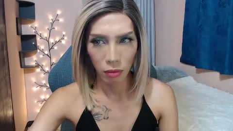 Snapshot of victoriaasianmistress chatting on 11/06/25, 03:13 Victoria online show from 11/06/25, 03:13