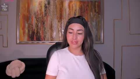 Victoria online show from 07/16/26, 08:59