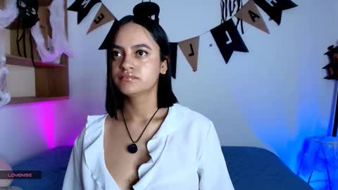 Victoria online show from 10/02/25, 12:01