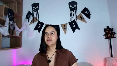 Victoria online show from 10/22/25, 10:59