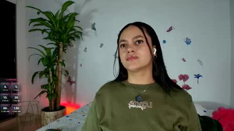 Victoria online show from 04/11/26, 07:18