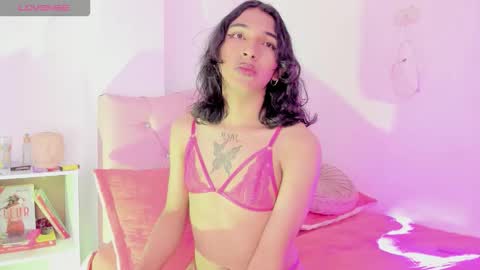 Victoria online show from 12/03/25, 04:38