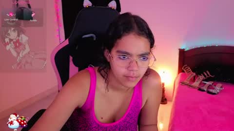 Snapshot of victoriacarmonaa chatting on 08/03/26, 11:37 victoriacarmonaa online show from 08/03/26, 11:37