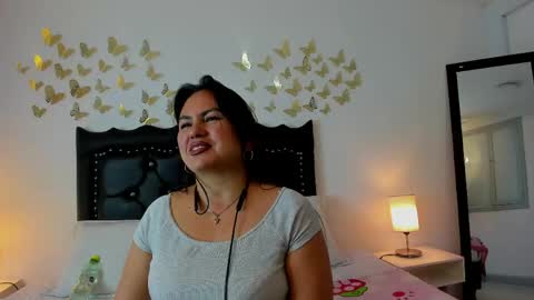 victoriacg online show from 04/22/26, 08:43