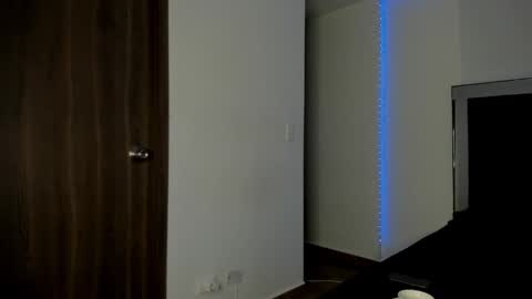 VICTORIA online show from 11/14/25, 12:04