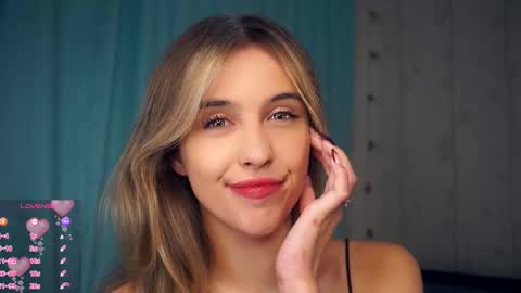 Snapshot of victoriadreamtt chatting on 10/22/25, 07:57 Anasteisha Day Helen Night online show from 10/22/25, 07:57