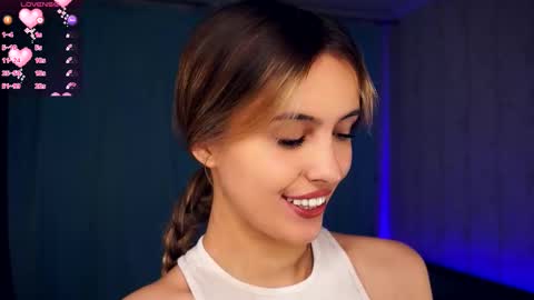 Snapshot of victoriadreamtt chatting on 11/04/25, 07:46 Anasteisha Day Helen Night online show from 11/04/25, 07:46