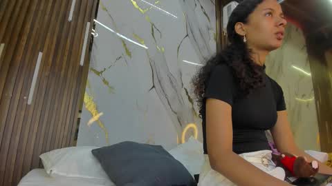 Victoria  online show from 01/15/26, 08:01