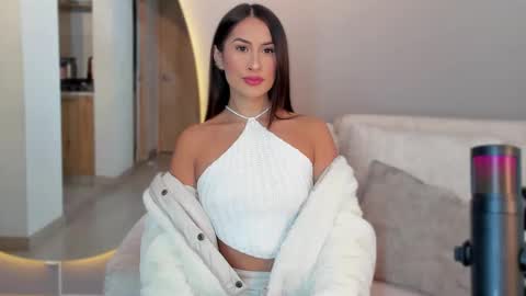 Snapshot of victoriafit7 chatting on 03/06/25, 11:53 Vcitoria online show from 03/06/25, 11:53