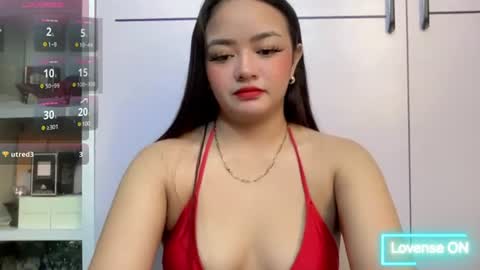 Snapshot of victoriaharper2 chatting on 06/19/26, 03:27 Victoria Harper online show from 06/19/26, 03:27