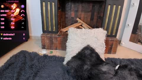 Snapshot of victoriajk chatting on 01/13/25, 06:59 Victoria online show from 01/13/25, 06:59