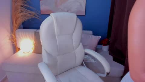 Snapshot of victorialeia chatting on 02/27/25, 01:38 Victoria online show from 02/27/25, 01:38