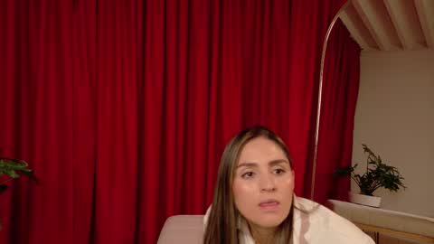 VictoriaNova online show from 03/12/26, 07:20