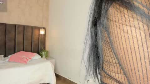 Snapshot of victoriaregia1 chatting on 01/04/25, 11:11 Maria Victoria online show from 01/04/25, 11:11
