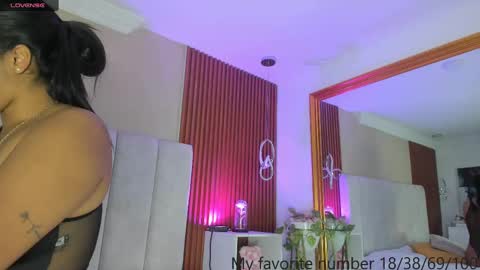 Snapshot of victoriaregia1 chatting on 09/27/25, 11:26 Maria Victoria online show from 09/27/25, 11:26