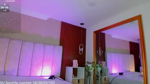 Snapshot of victoriaregia1 chatting on 10/01/25, 11:16 Maria Victoria online show from 10/01/25, 11:16