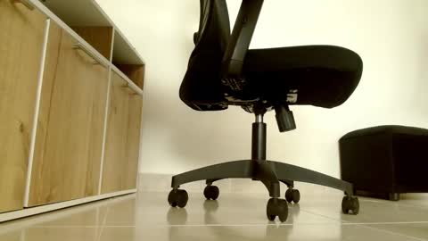 Victoria online show from 01/09/26, 05:48