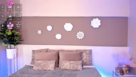 Victoria Shelby  online show from 11/26/25, 11:55