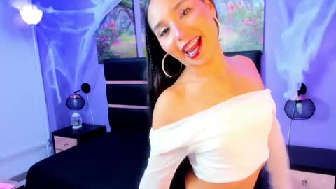 victoriavillalobos online show from 10/20/25, 09:15