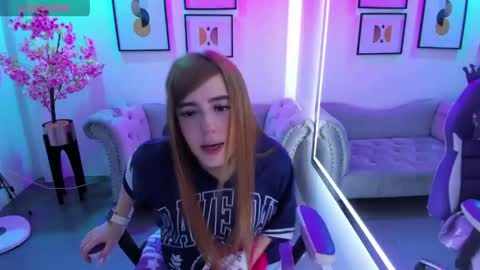 Victoria.  online show from 04/10/26, 12:21