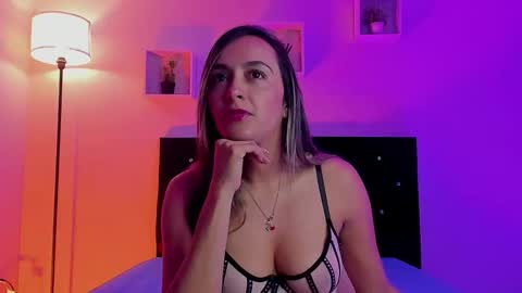 victoriia_rose_ online show from 02/01/26, 03:49