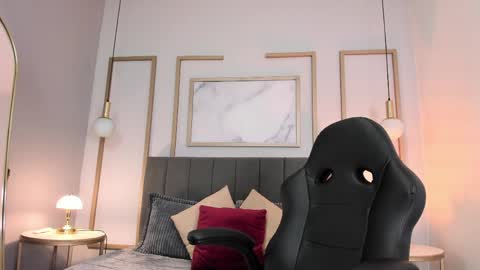 Victoria Vixen online show from 04/22/26, 12:02