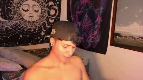 Snapshot of victorino_jhonson chatting on 12/15/24, 01:02 Victorino Jhonson online show from 12/15/24, 01:02