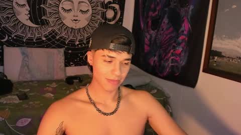 Snapshot of victorino_jhonson chatting on 12/27/24, 04:36 Victorino Jhonson online show from 12/27/24, 04:36