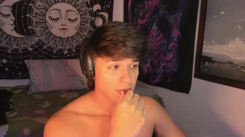 Snapshot of victorino_jhonson chatting on 02/23/25, 10:09 Victorino Jhonson online show from 02/23/25, 10:09