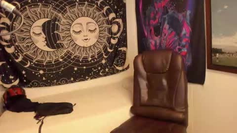 Snapshot of victorino_jhonson chatting on 12/16/25, 02:38 Victorino Jhonson online show from 12/16/25, 02:38