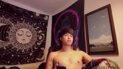 Snapshot of victorino_jhonson chatting on 05/08/26, 03:01 Victorino Jhonson online show from 05/08/26, 03:01