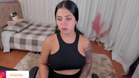 Snapshot of victoryyy__ chatting on 12/05/24, 12:30 V I C T O R I A online show from 12/05/24, 12:30